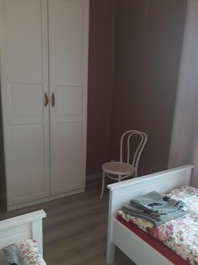 Apartment Centre *
